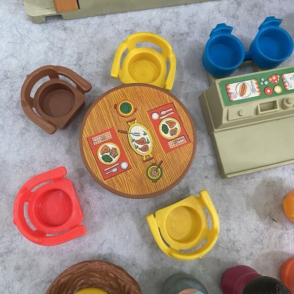 Vintage 1974 Little People Sesame Street Playset Family House Characters #938 R4 - Picture 5 of 15